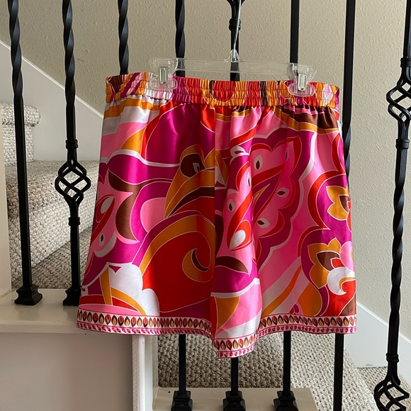 Express Sz M Graphic Print Button Down Shirt & Shorts Set. SOLD AS A SET. - Picture 10 of 16